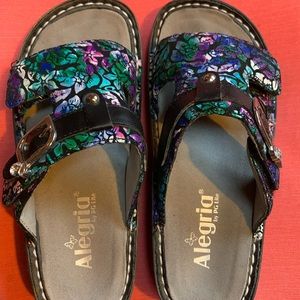 Allegria sandals.
